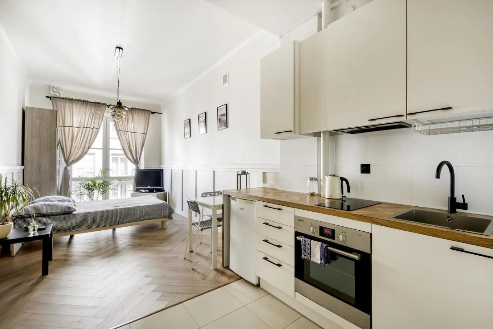 Studio Marszalkowska Apartment Warsaw